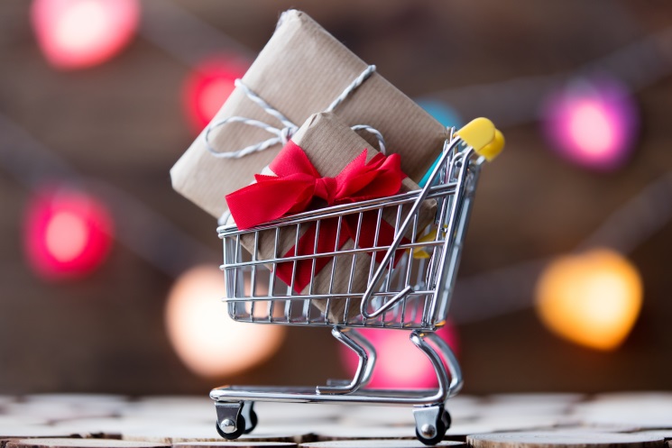 Strategies for maximizing sales during the holiday season